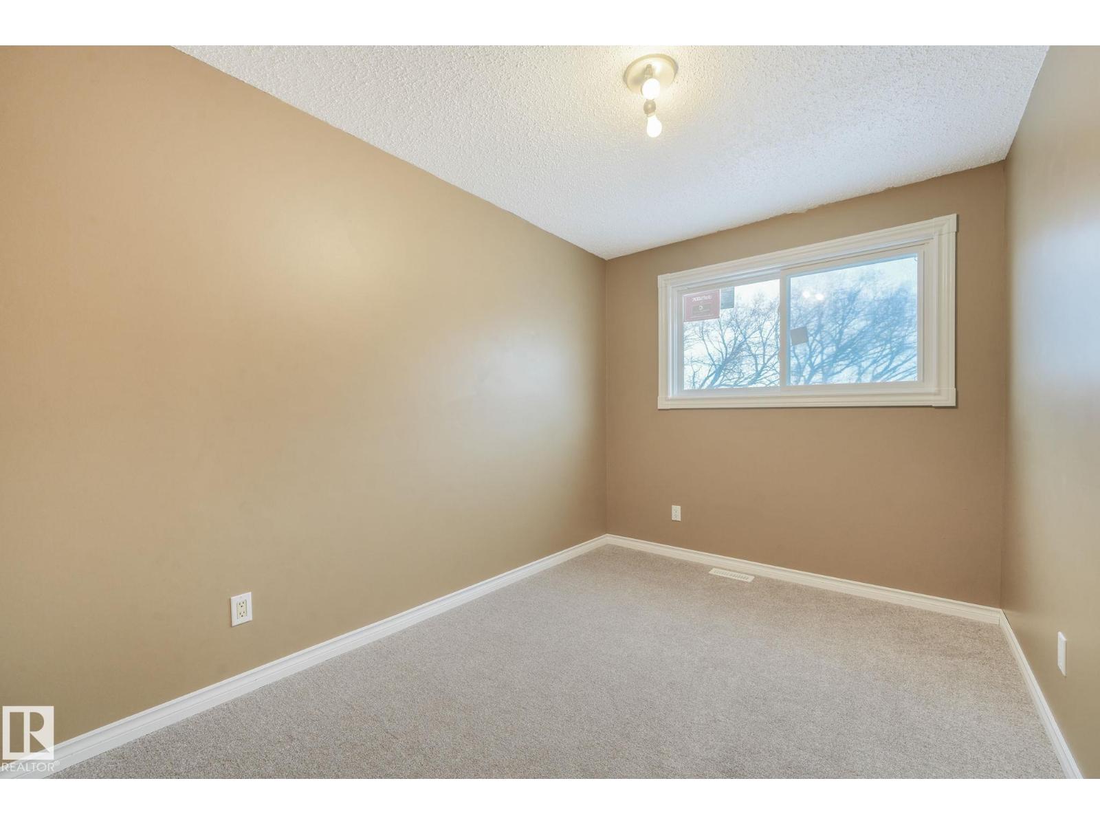 Unknown Address, ,    - Photo 26 - E4470067