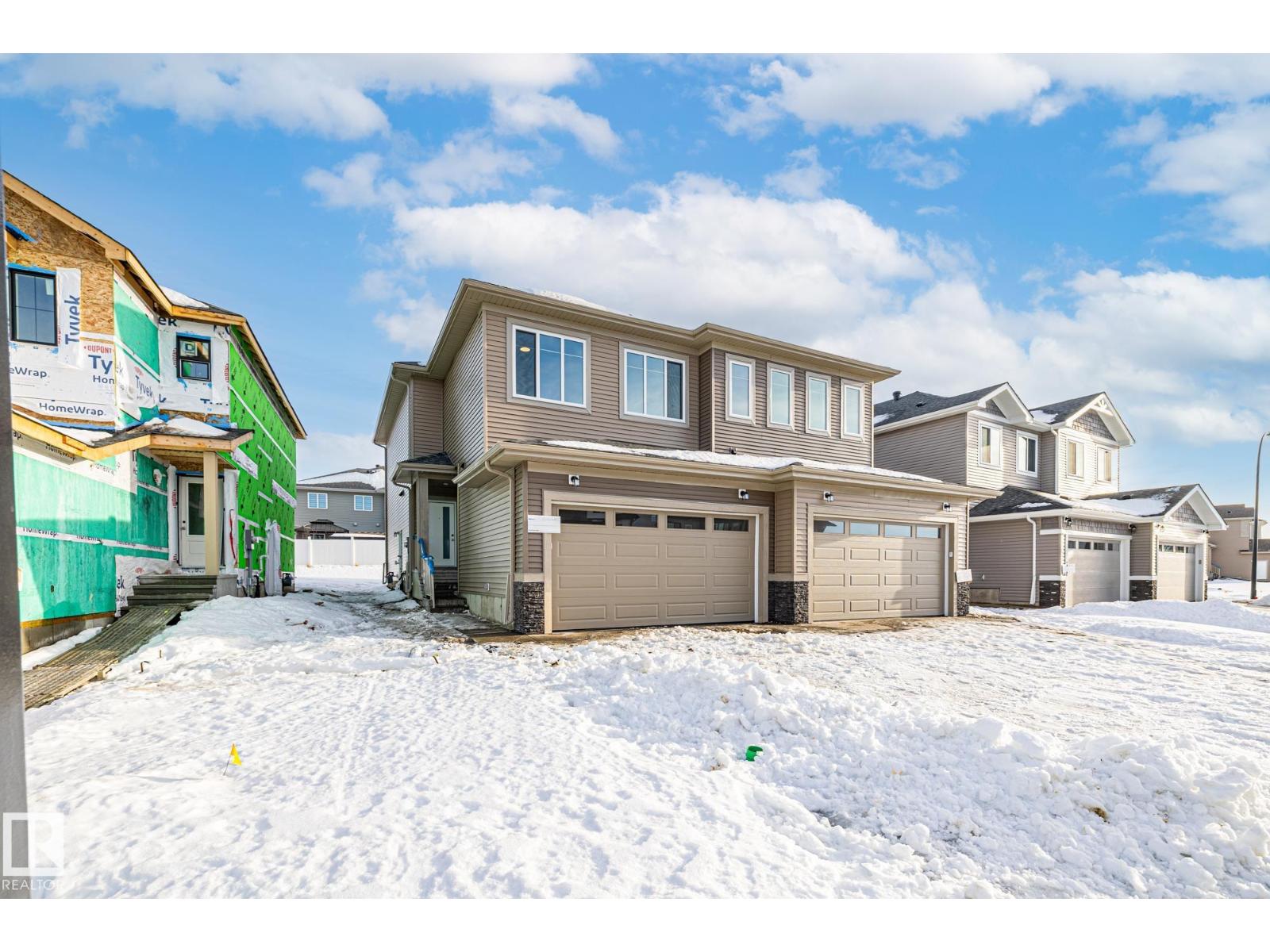 119 Ficus Wy, Fort Saskatchewan, Alberta  T8L 1X8 - Photo 1 - E4470069
