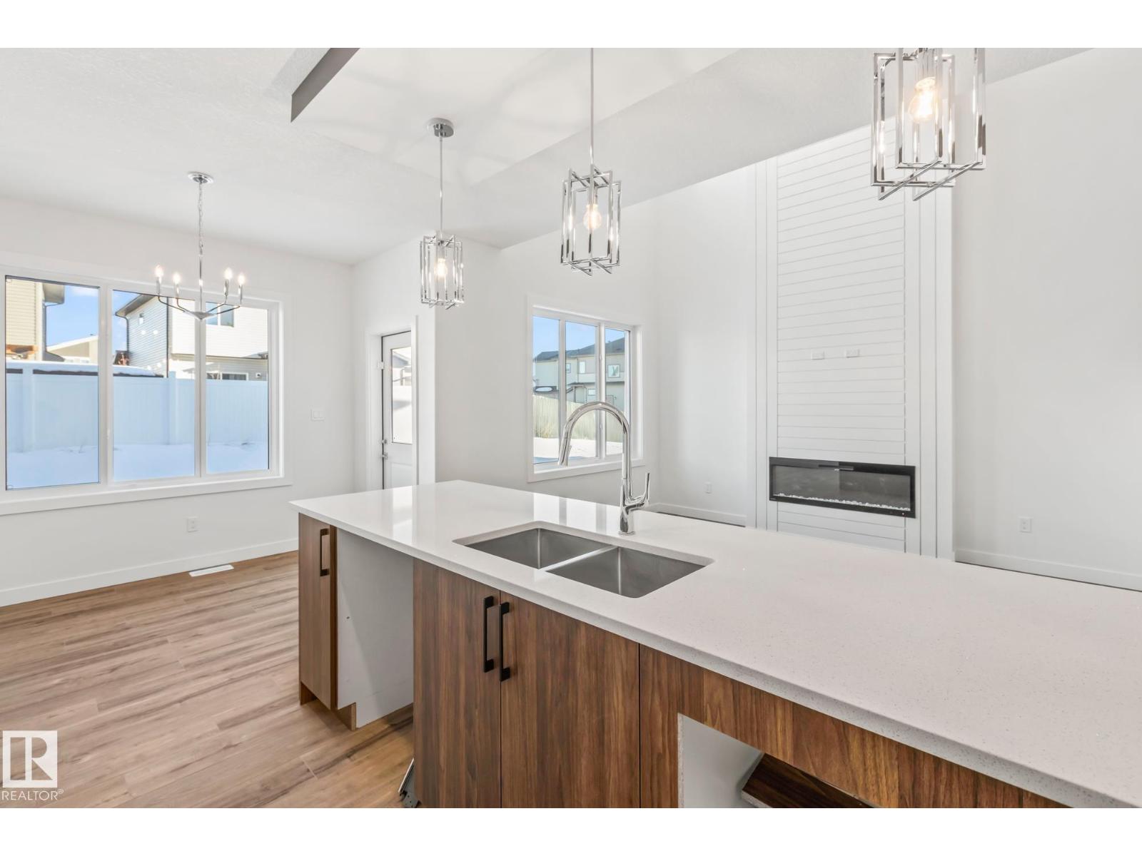 121 Ficus Wy, Fort Saskatchewan, Alberta  T8L 1X8 - Photo 9 - E4470070