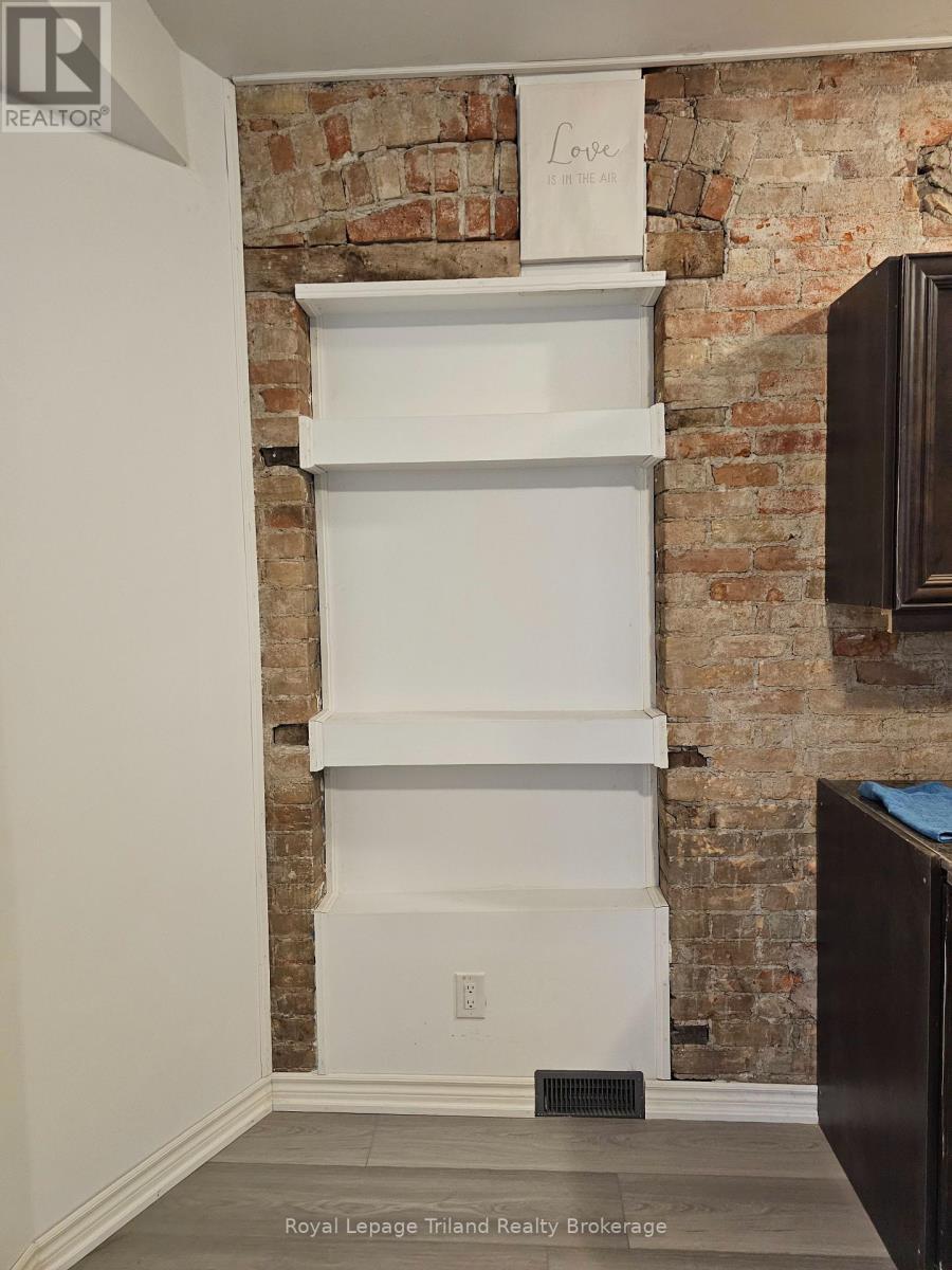 3 - 565 Peel Street, Woodstock, Ontario  N4S 1K5 - Photo 11 - X12697436