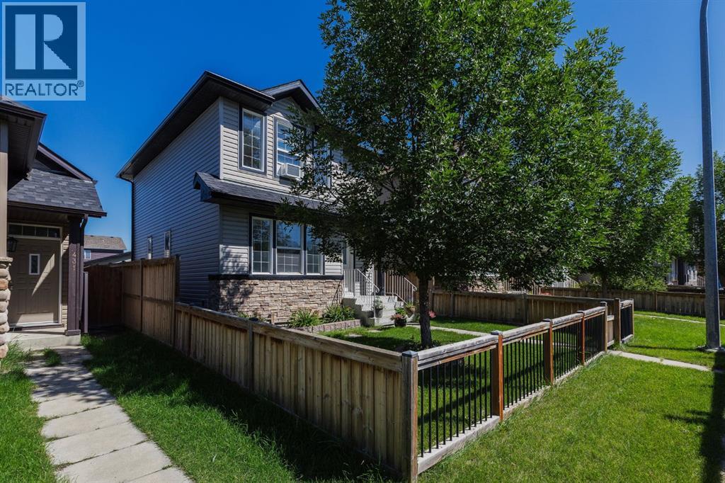 427 Saddlebrook Way Ne, Calgary, Alberta  T3J 5M7 - Photo 8 - A2248432