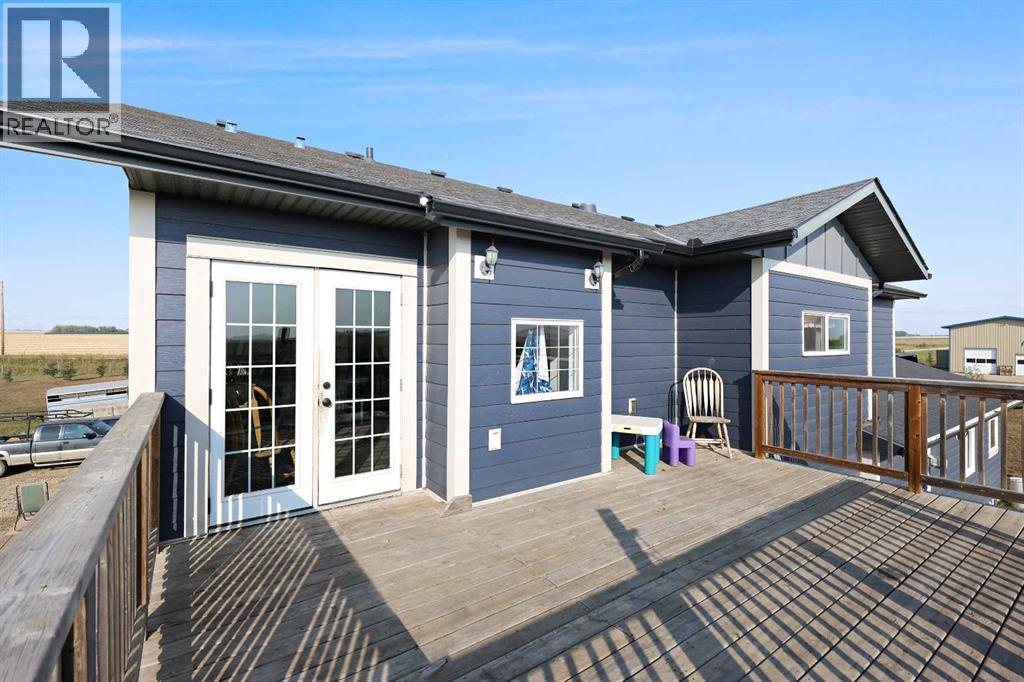 33257 10 Range Road, Rural Mountain View County, Alberta  T4H 1J5 - Photo 9 - A2256614