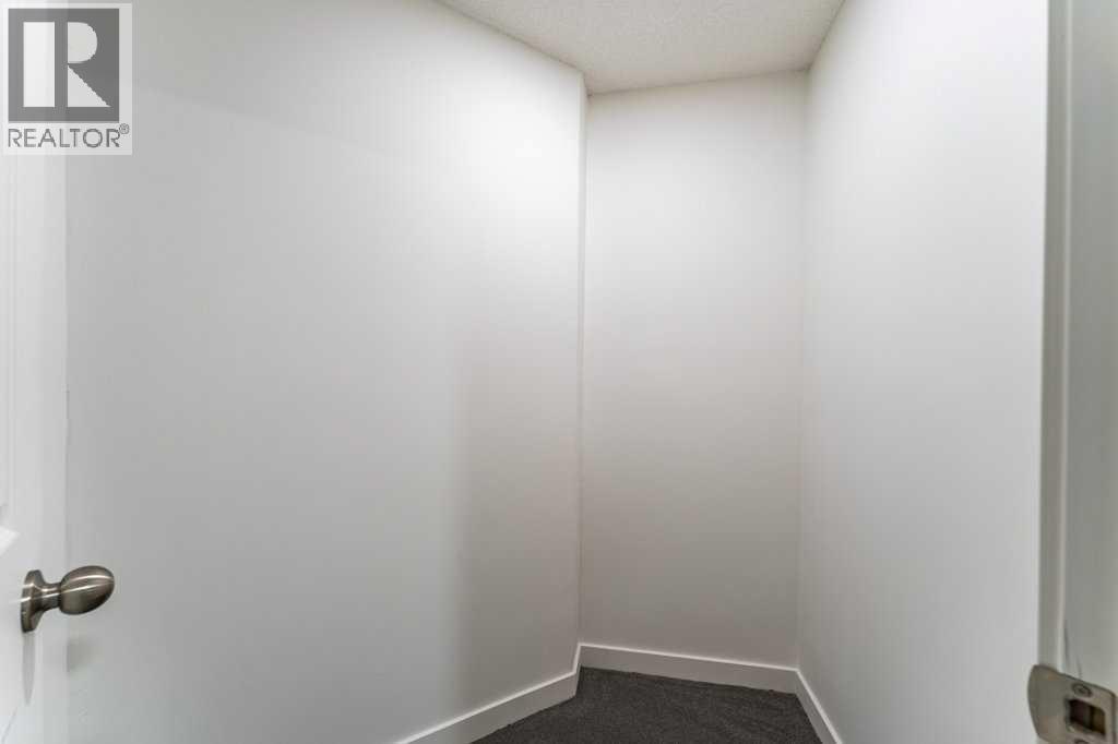 3606 Douglas Woods Heights Se, Calgary, Alberta  T2Z 2G4 - Photo 22 - A2279242