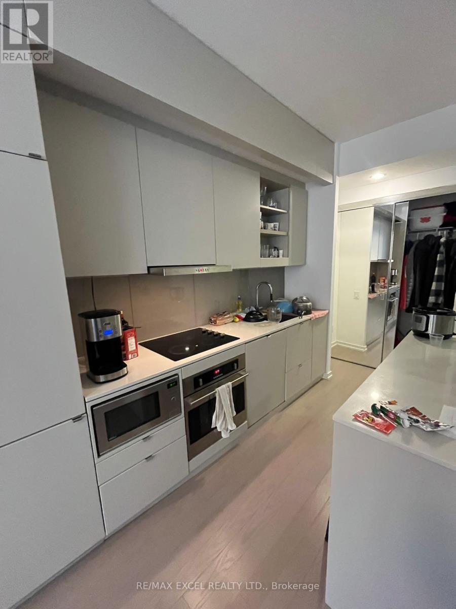 811 - 101 Peter Street, Toronto, Ontario  M5V 2G9 - Photo 3 - C12697954