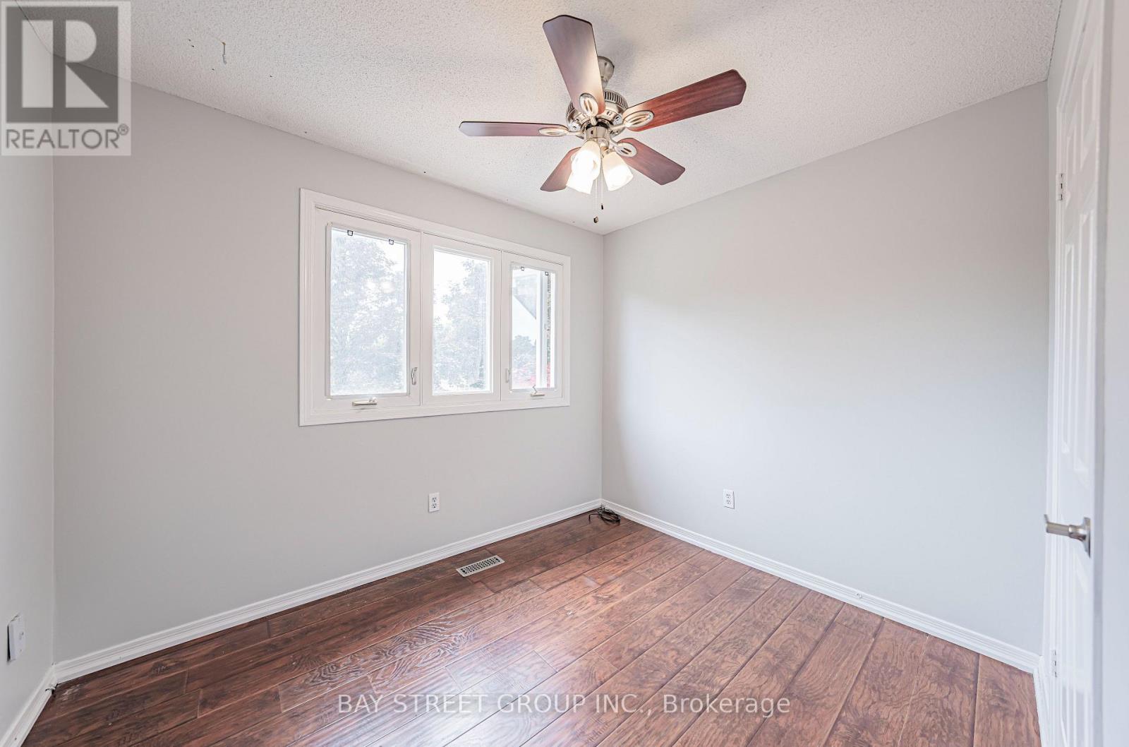 547 Raymerville Drive, Markham, Ontario  L3P 6G3 - Photo 32 - N12697950