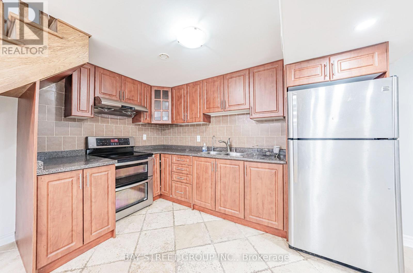 547 Raymerville Drive, Markham, Ontario  L3P 6G3 - Photo 37 - N12697950