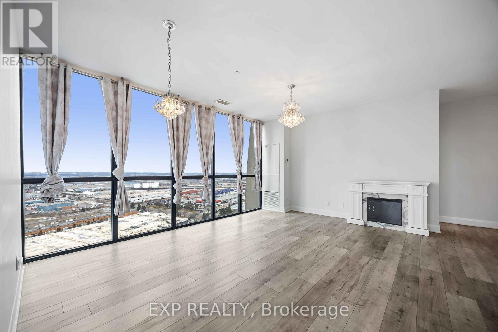 2008 - 2900 Highway 7 Road, Vaughan, Ontario  L4K 0G3 - Photo 2 - N12697960