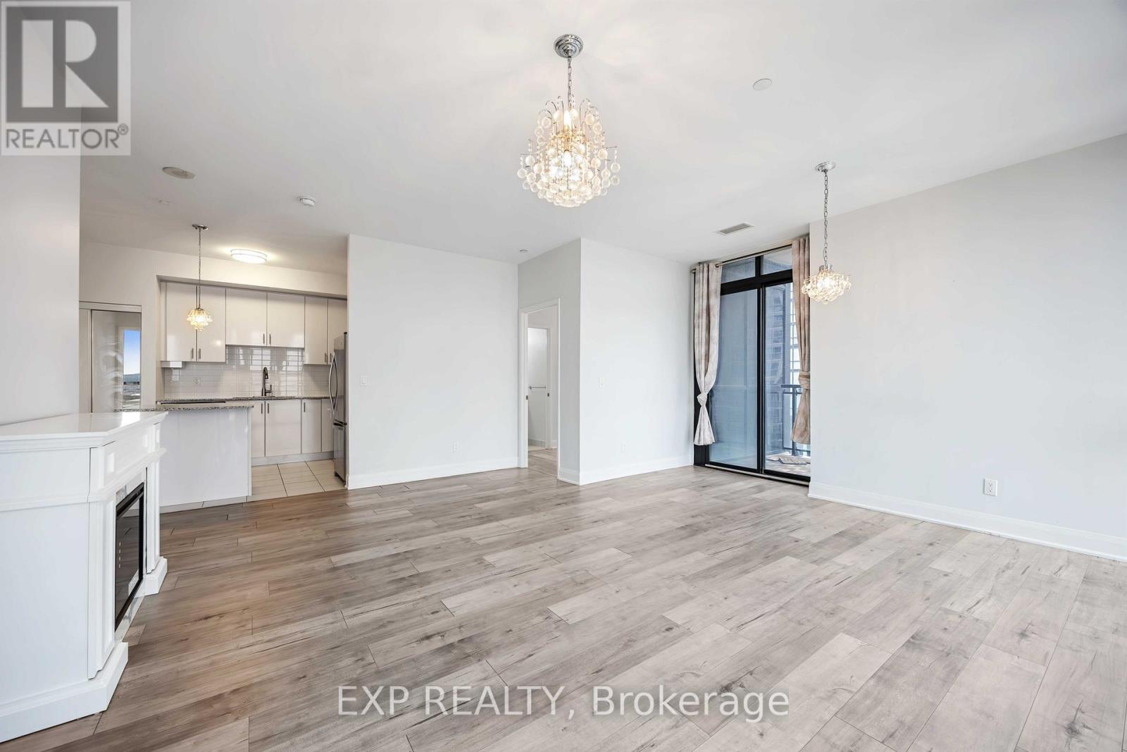 2008 - 2900 Highway 7 Road, Vaughan, Ontario  L4K 0G3 - Photo 4 - N12697960