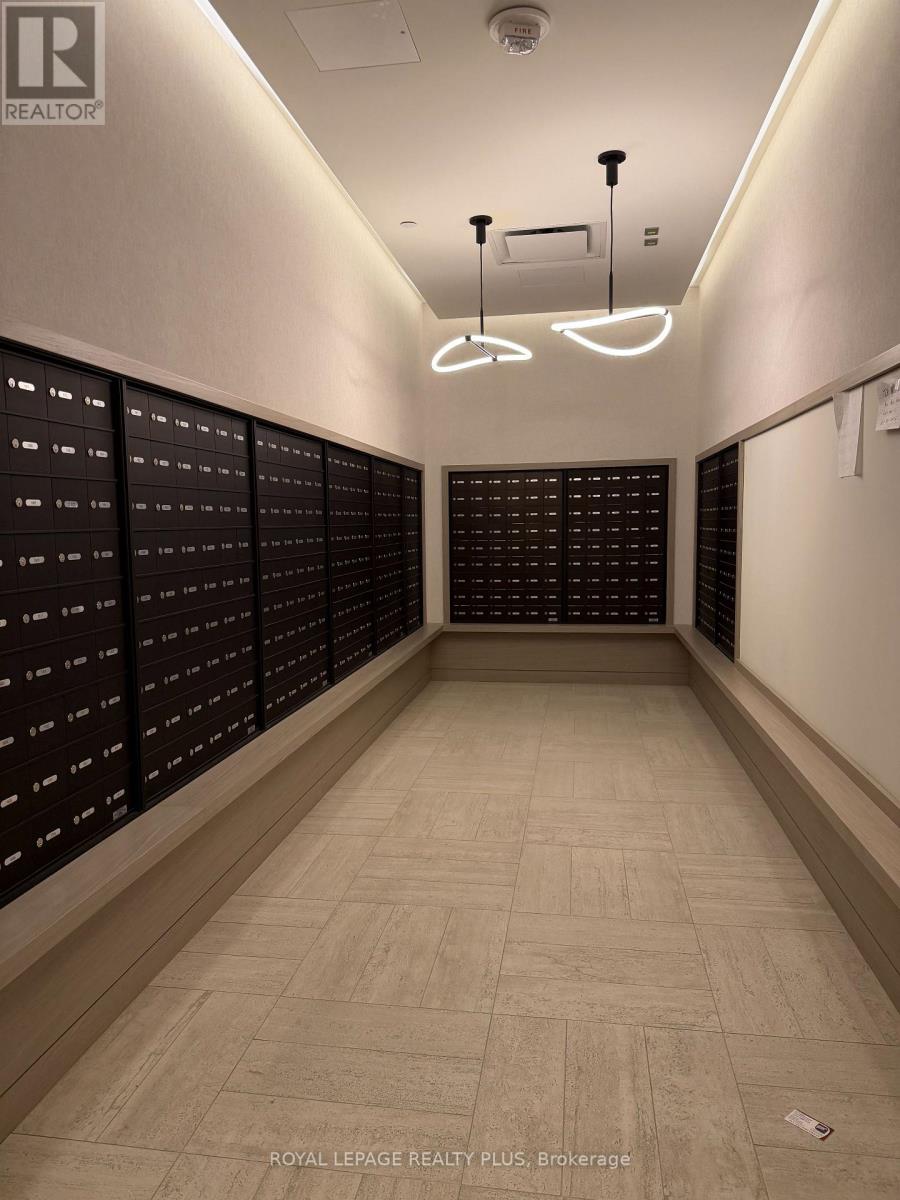 4411 - 4015 The Exchange, Mississauga, Ontario  L5B 0N9 - Photo 23 - W12696420