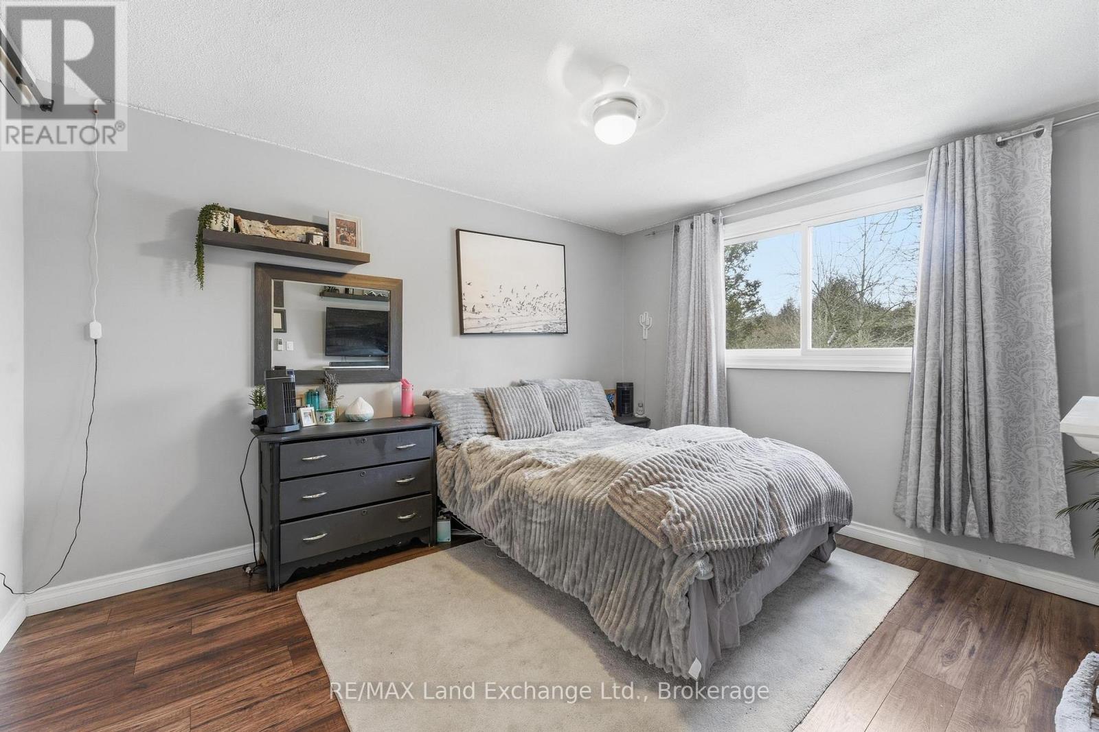 716 Palmateer Drive, Kincardine, Ontario  N2Z 1R3 - Photo 7 - X12697970