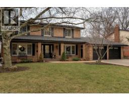 29 WOODSIDE Drive, Hamilton, Ontario