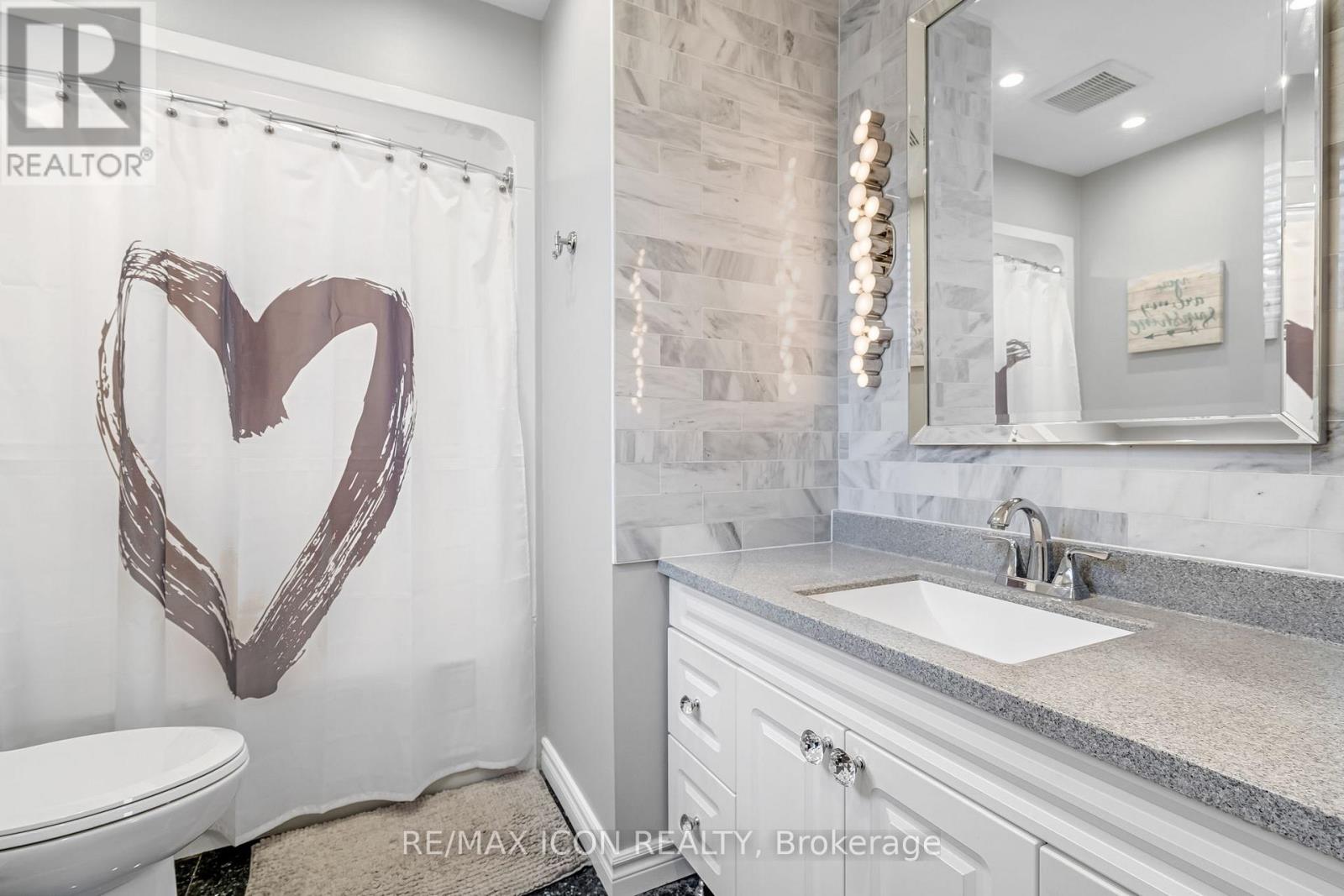 151 Brixham Crescent, London South, Ontario  N6K 1K9 - Photo 23 - X12697982