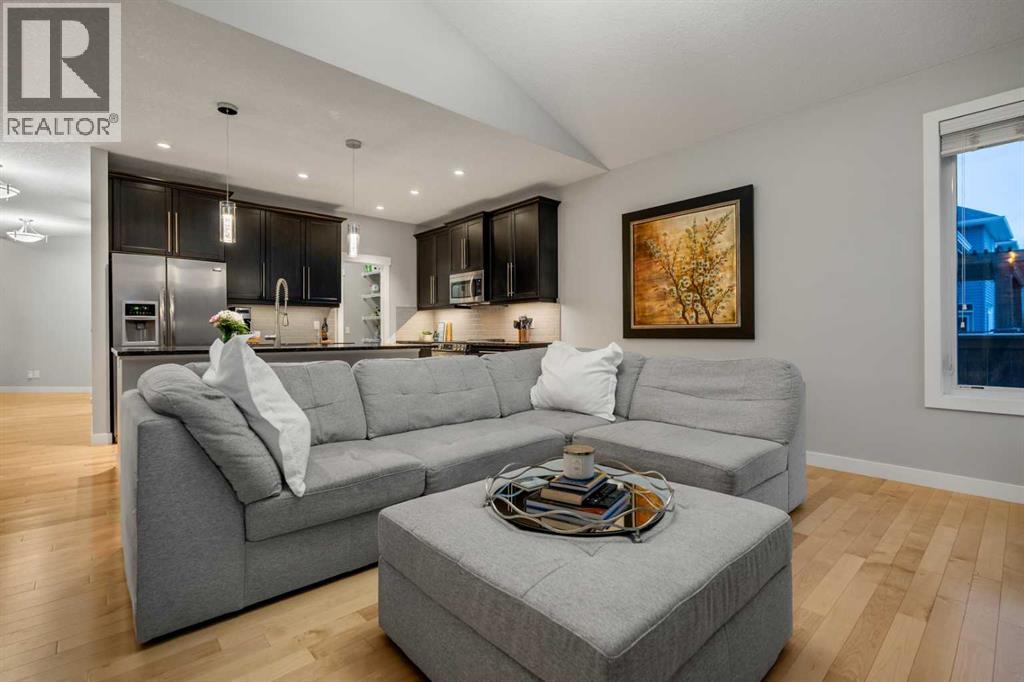 2322 Bayside Circle Sw, Airdrie, Alberta  T4B 0V4 - Photo 6 - A2277048