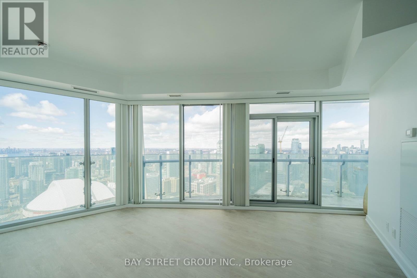 5607 - 12 York Street, Toronto (Waterfront Communities), Ontario  M5J 2Z2 - Photo 13 - C12697988