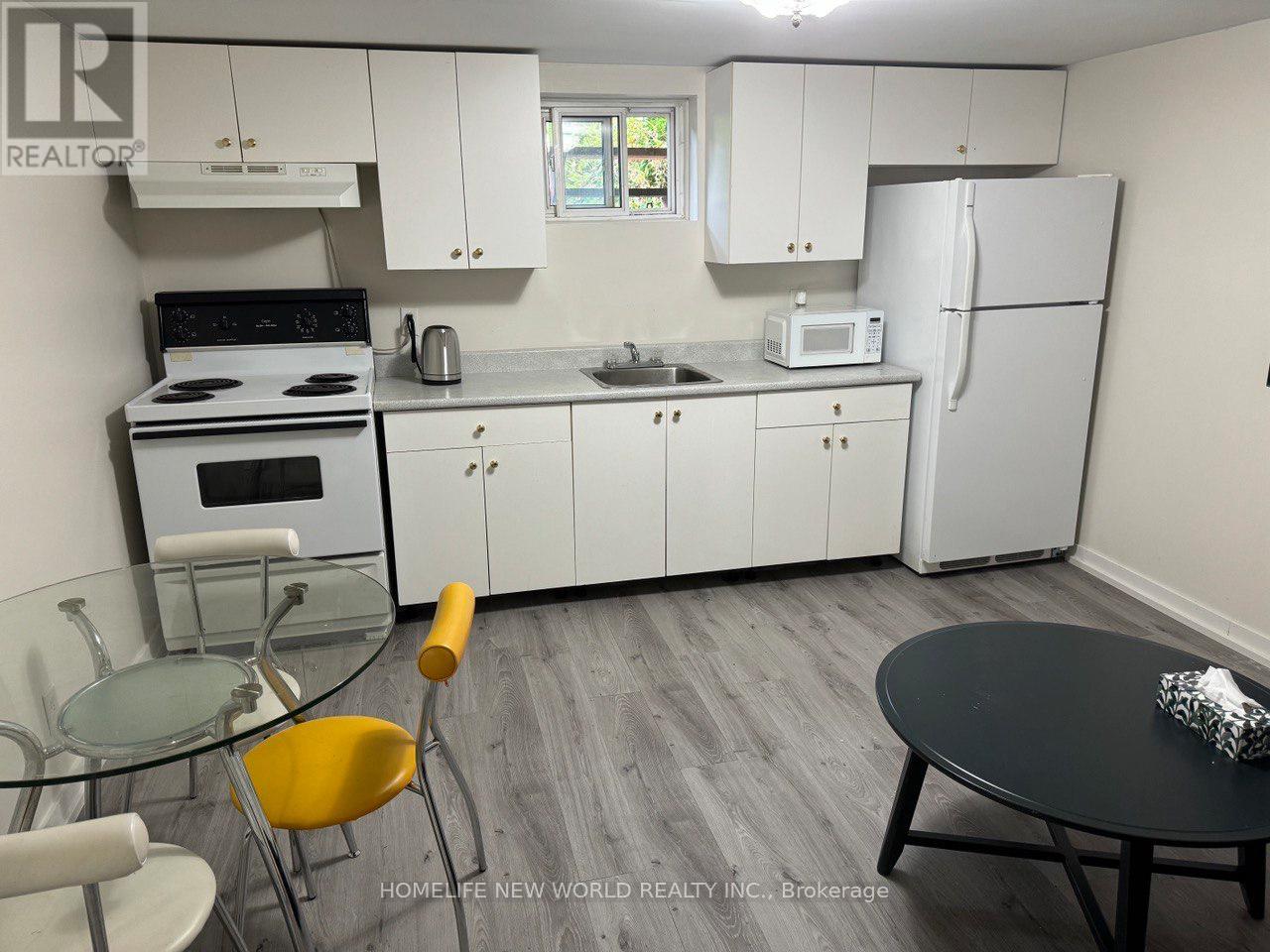 374 Horsham Avenue, Toronto (Willowdale West), Ontario  M2R 1G9 - Photo 2 - C12698000