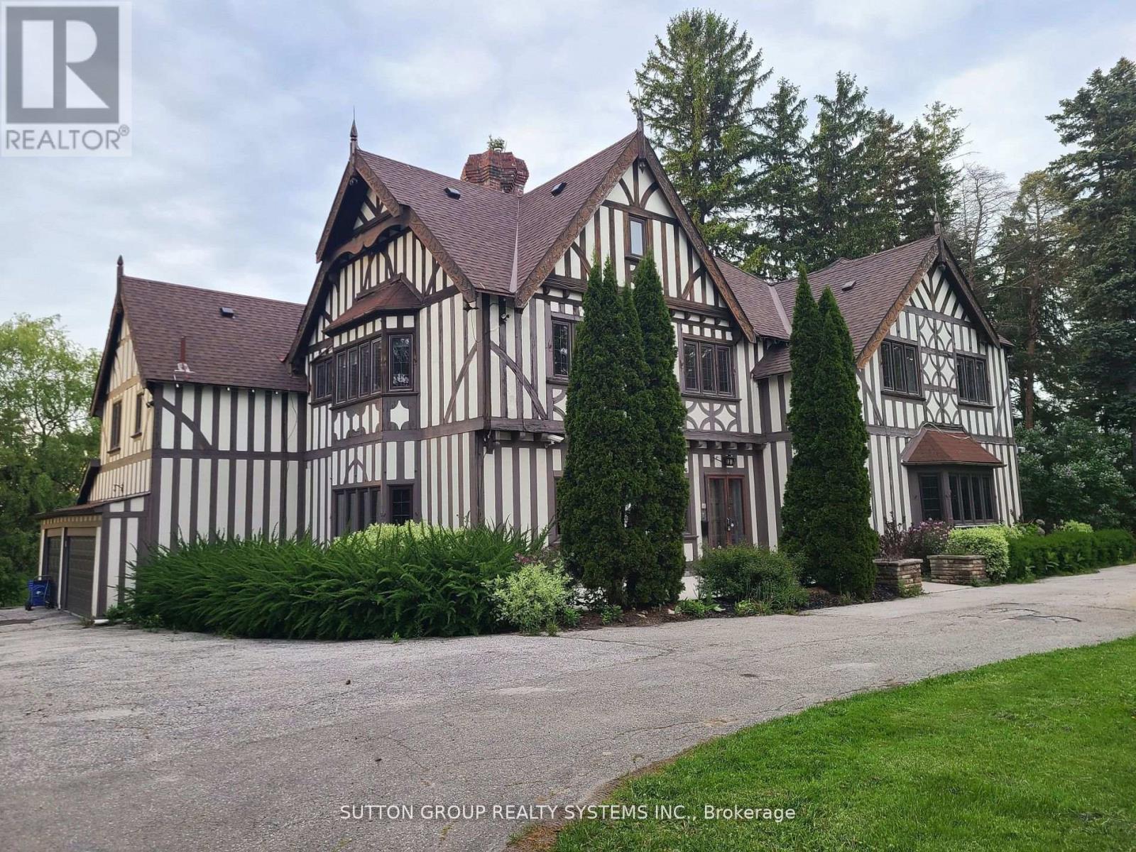 13284 BATHURST STREET, king (king city), Ontario