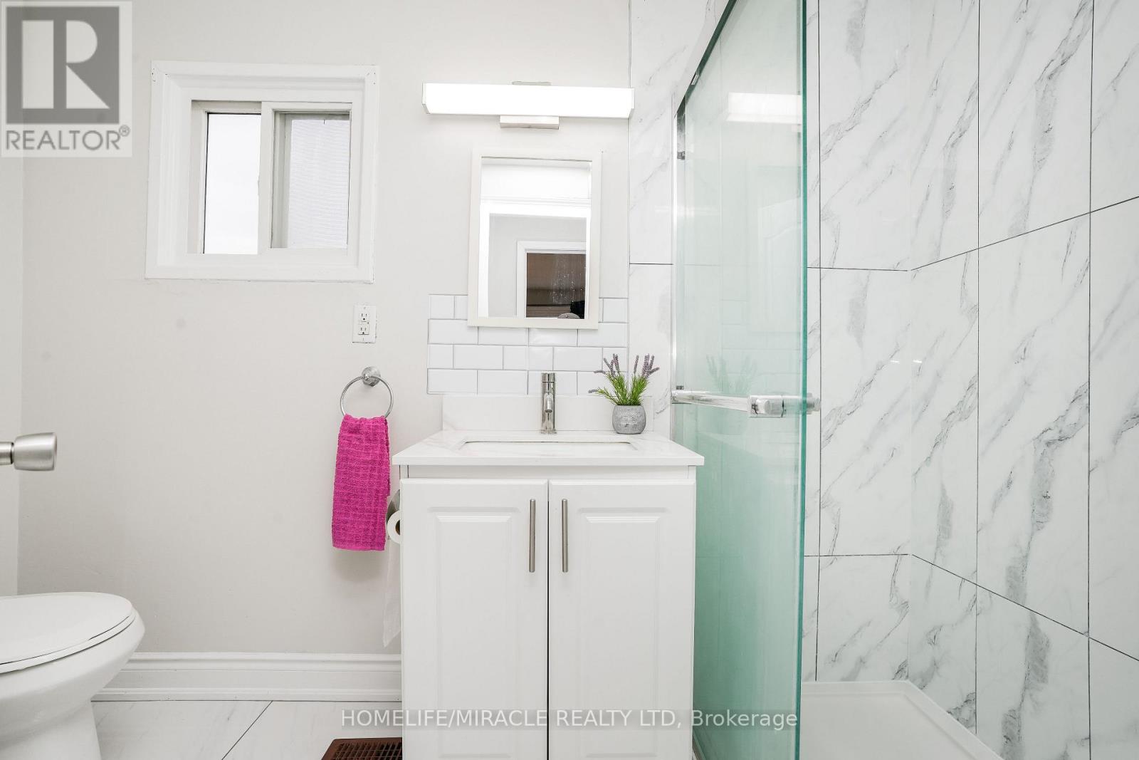 15 Heatherside Court, Brampton, Ontario  L6S 1N9 - Photo 26 - W12697972