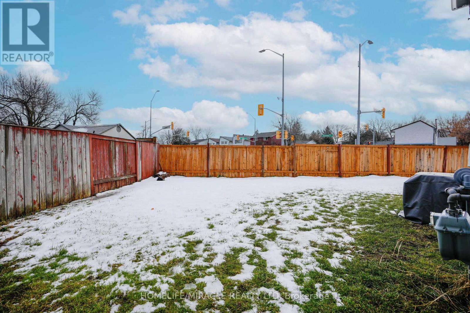 15 Heatherside Court, Brampton, Ontario  L6S 1N9 - Photo 41 - W12697972