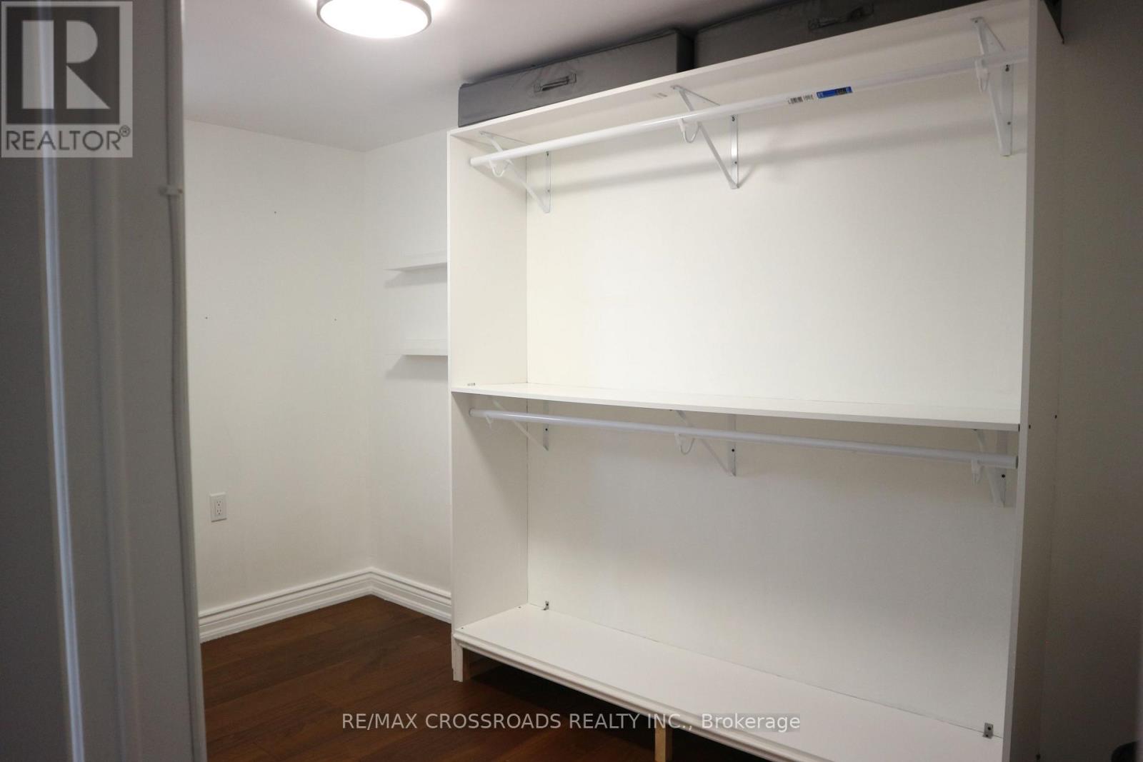 B1 - 11 Bankfield Drive, Toronto, Ontario  M9V 2P5 - Photo 4 - W12697992