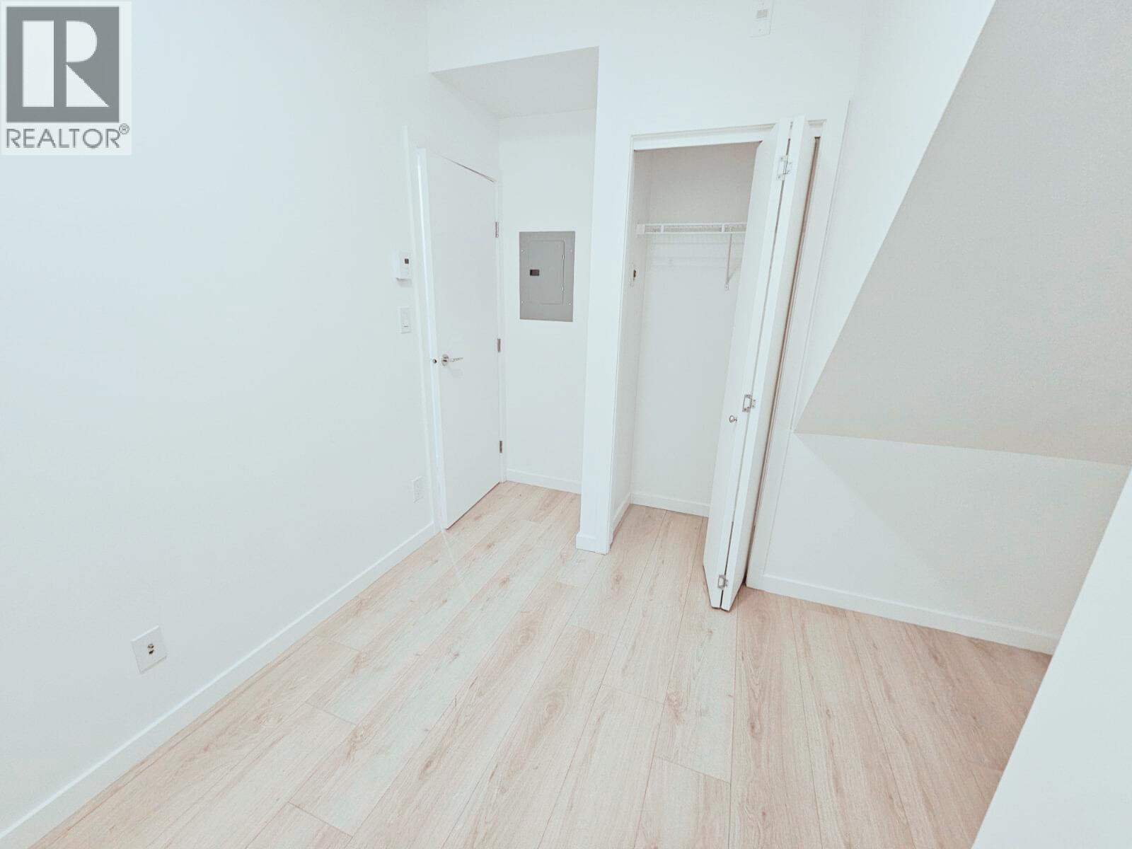 32 6965 Hastings Street, Burnaby, British Columbia  V5B 1S9 - Photo 5 - R3079536