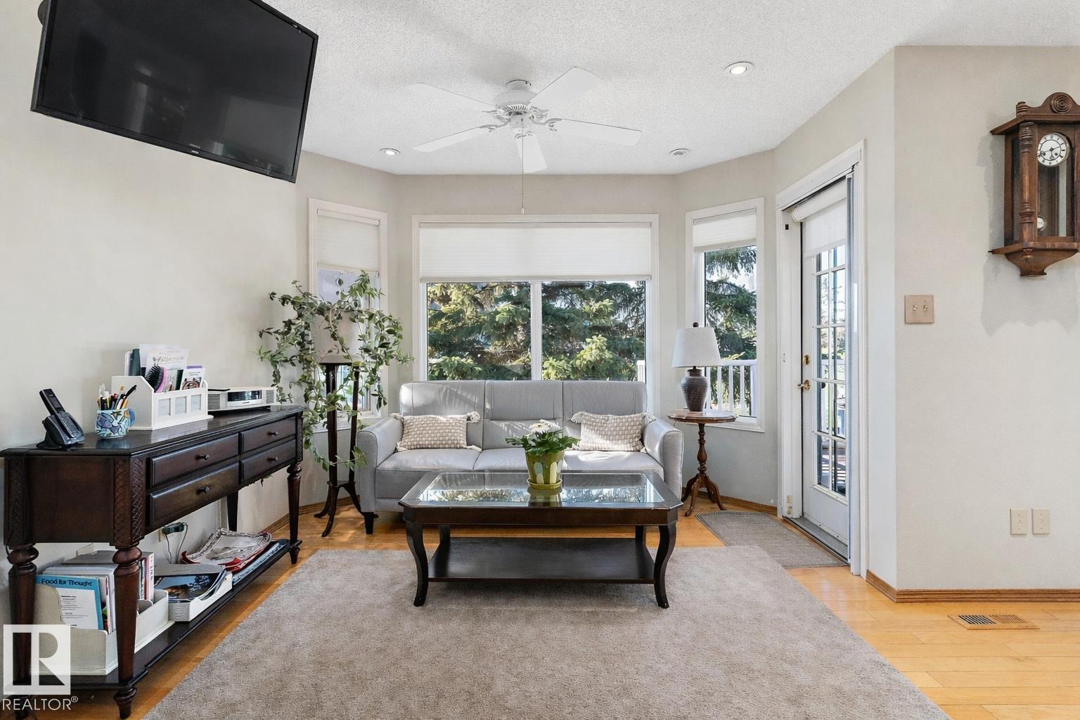 108 Ironwood Pl Nw, Edmonton, Alberta  T6J 6R4 - Photo 10 - E4470072