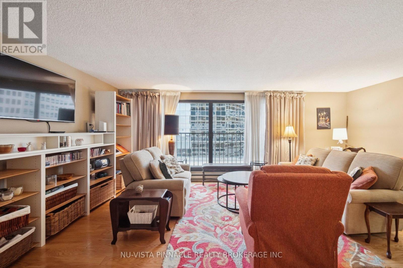 1418 - 55 Harbour Square, Toronto, Ontario  M5J 2L1 - Photo 11 - C12698010