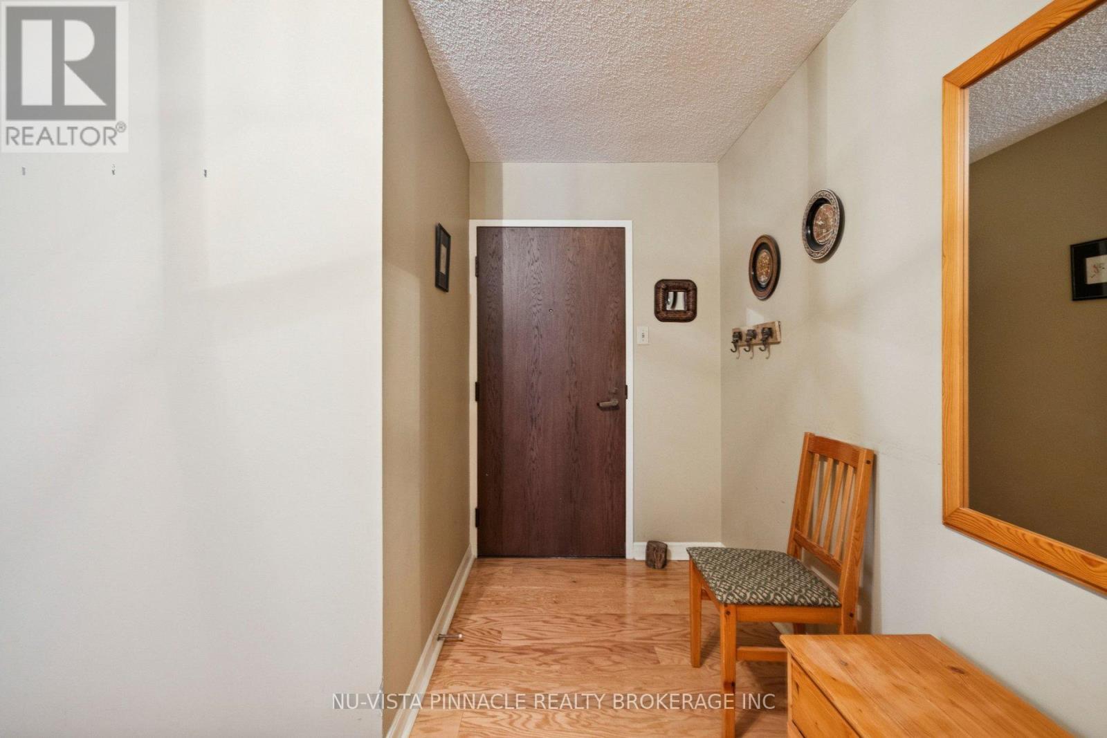 1418 - 55 Harbour Square, Toronto, Ontario  M5J 2L1 - Photo 8 - C12698010