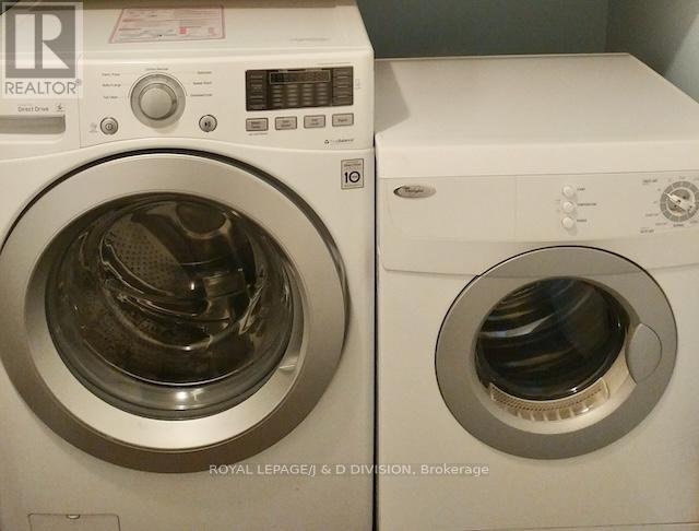 1 - 179 Coxwell Avenue, Toronto, Ontario  M4L 3B4 - Photo 7 - E12693708