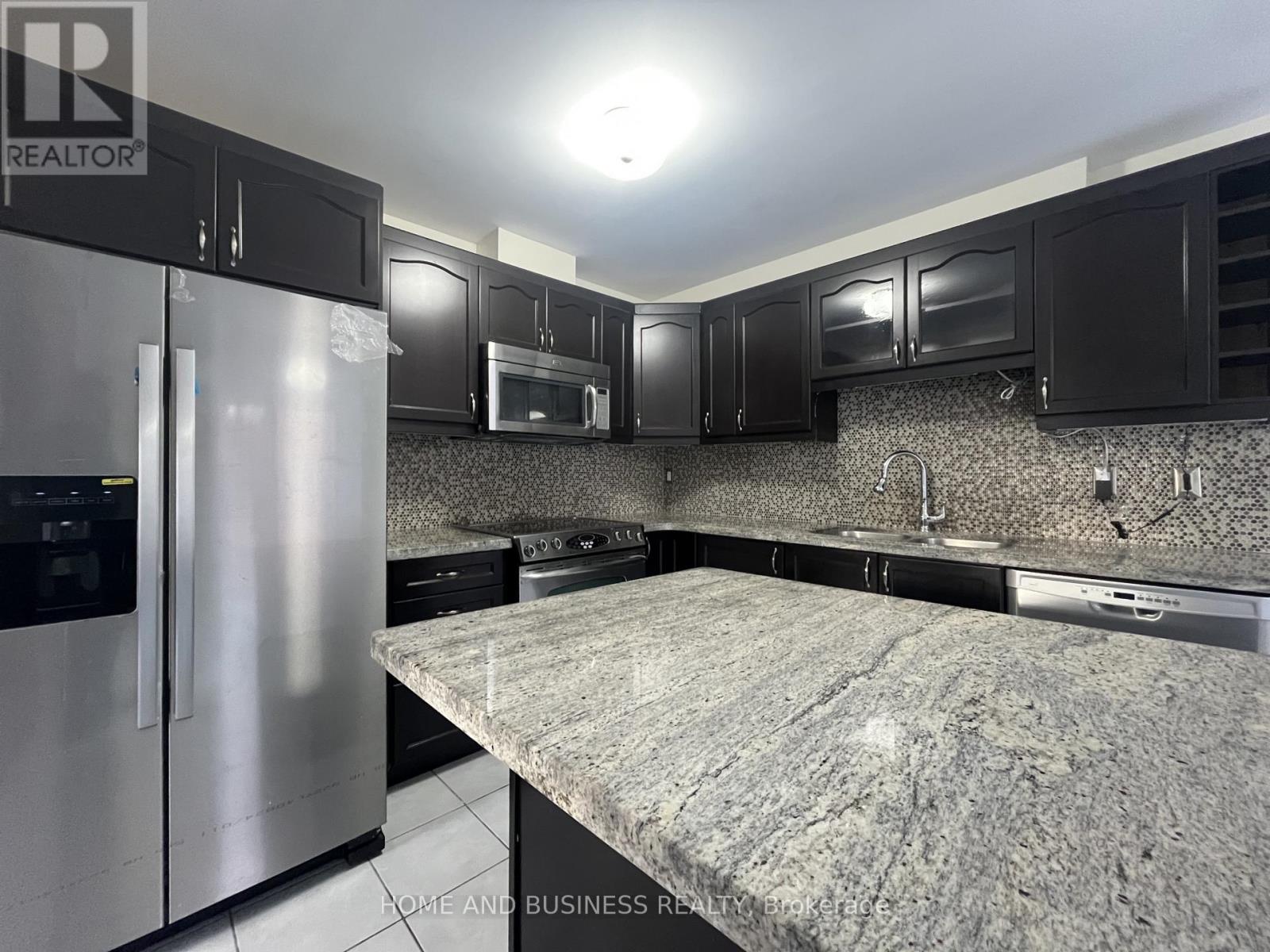 150 Leiterman Drive, Milton, Ontario  L9T 8B5 - Photo 16 - W12697874