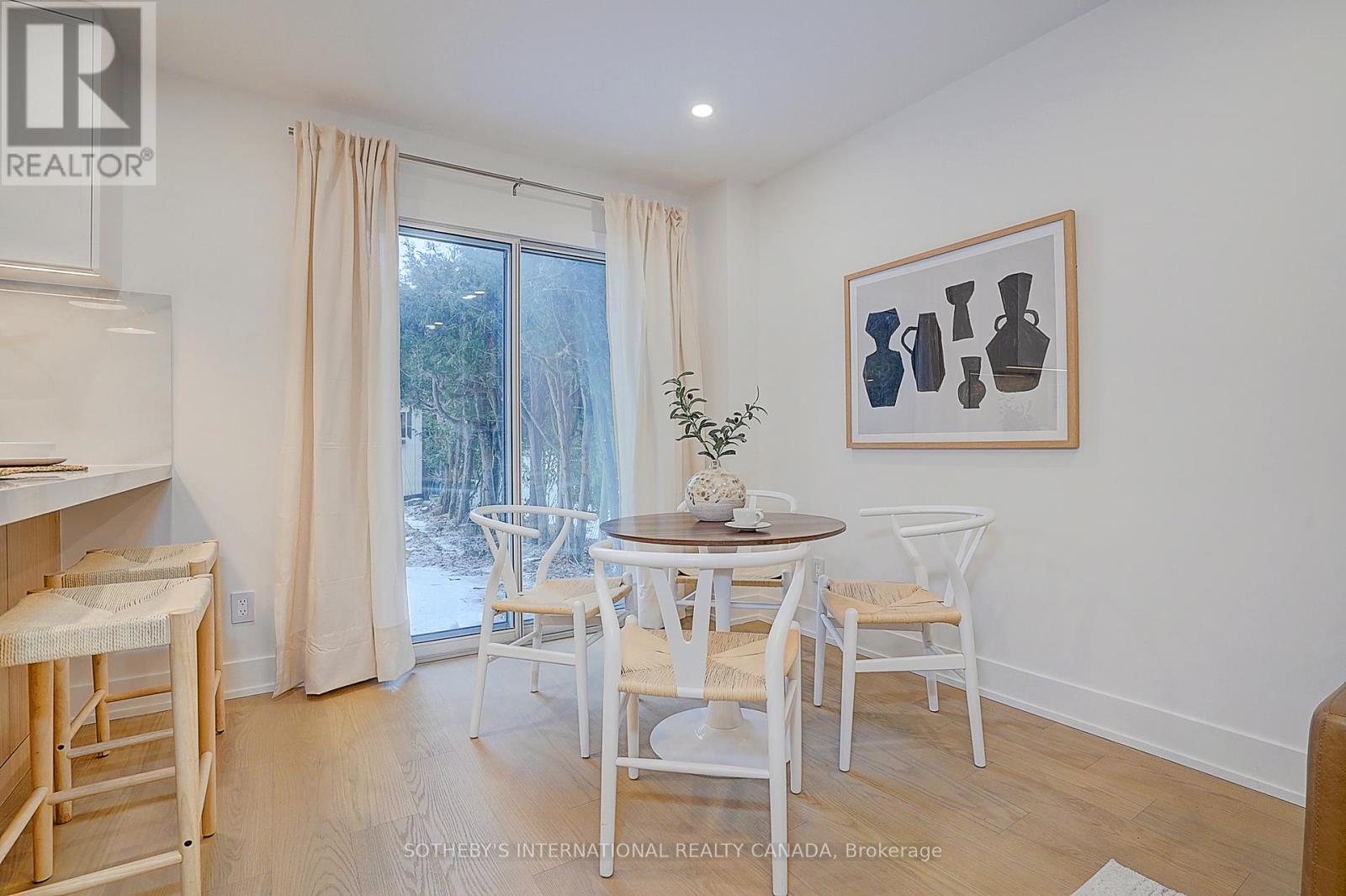 4 Dersingham Crescent, Markham, Ontario  L3T 4E7 - Photo 18 - N12698026