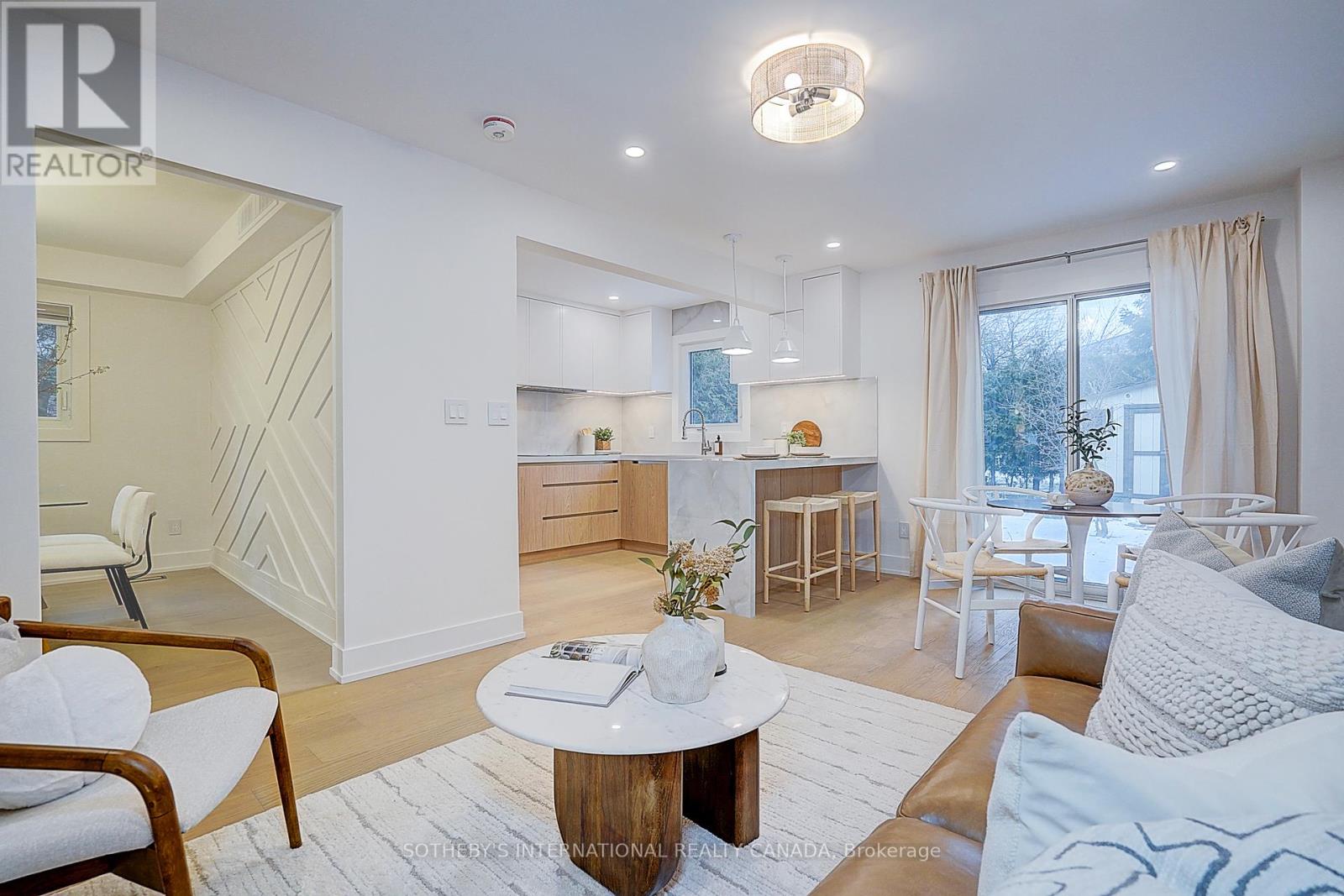 4 Dersingham Crescent, Markham, Ontario  L3T 4E7 - Photo 19 - N12698026