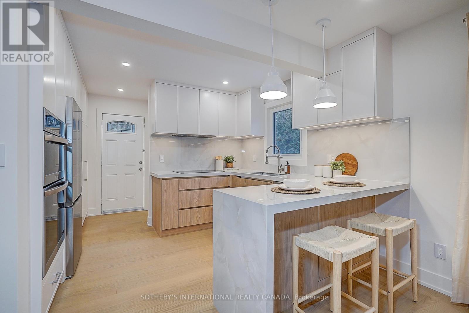 4 Dersingham Crescent, Markham, Ontario  L3T 4E7 - Photo 21 - N12698026