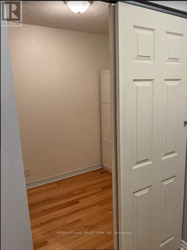 1309 - 1 Elm Drive W, Mississauga, Ontario  L5B 5M1 - Photo 12 - W12698022