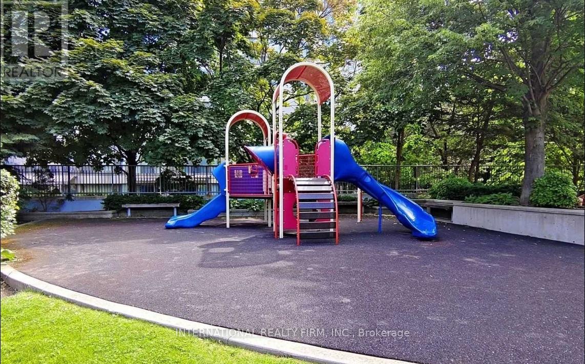 1309 - 1 Elm Drive W, Mississauga, Ontario  L5B 5M1 - Photo 25 - W12698022