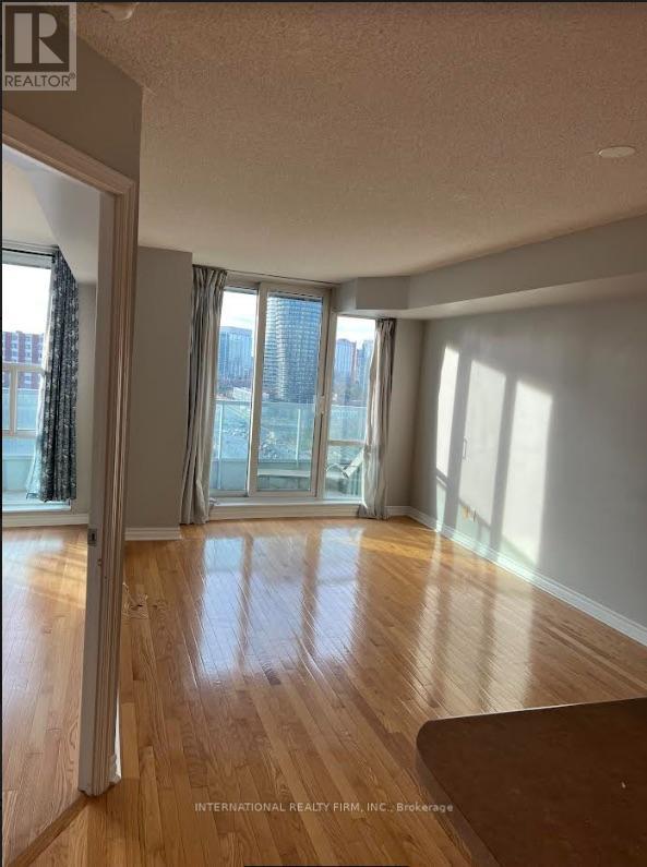 1309 - 1 Elm Drive W, Mississauga, Ontario  L5B 5M1 - Photo 4 - W12698022