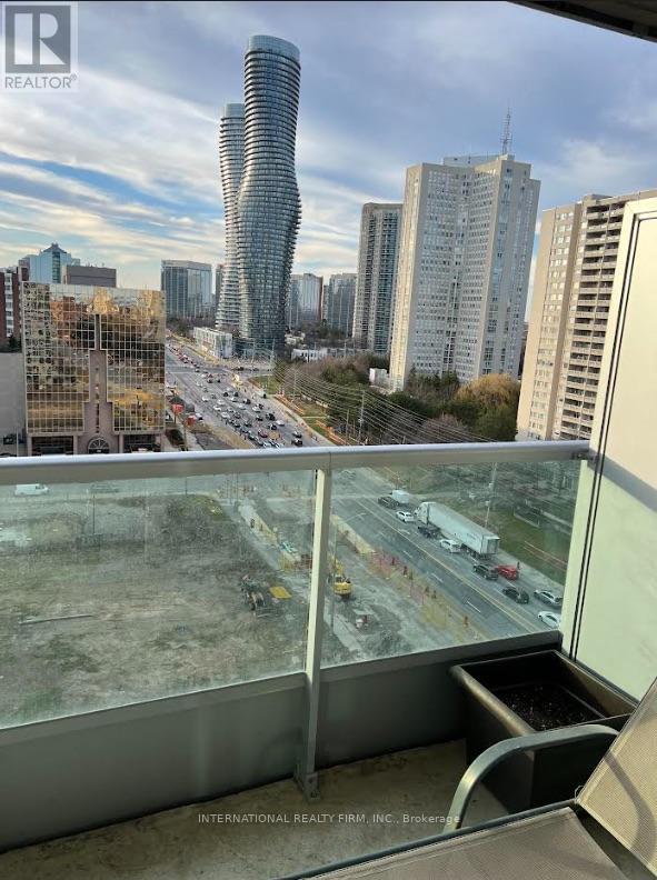 1309 - 1 Elm Drive W, Mississauga, Ontario  L5B 5M1 - Photo 7 - W12698022