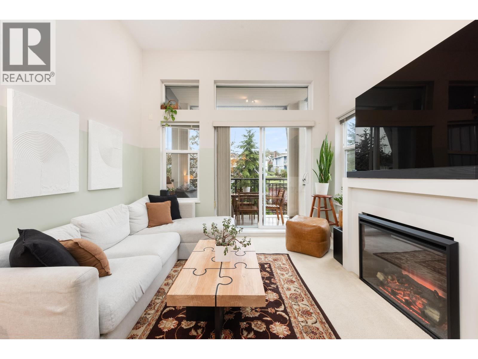 405 4728 Brentwood Drive, Burnaby, British Columbia  V5C 0G2 - Photo 2 - R3079778