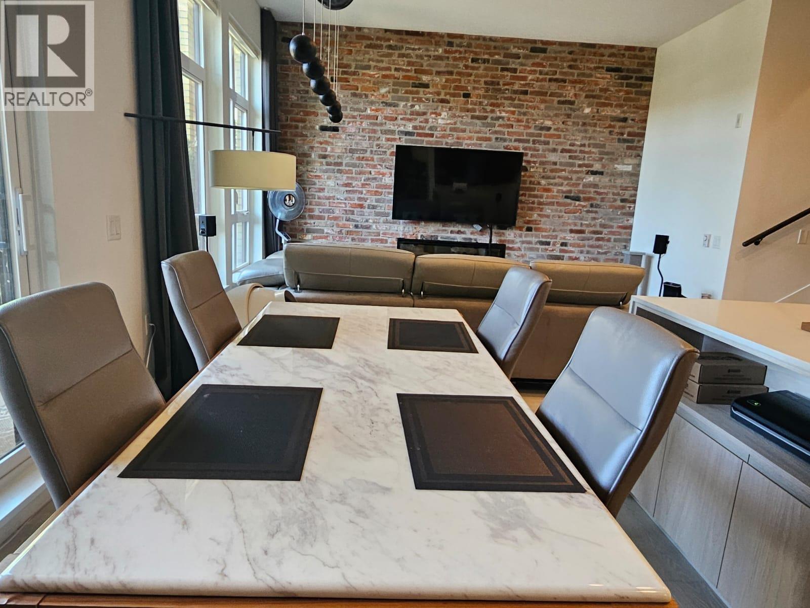 102 300 Salter Street, New Westminster, British Columbia  V3M 0L9 - Photo 4 - R3079743