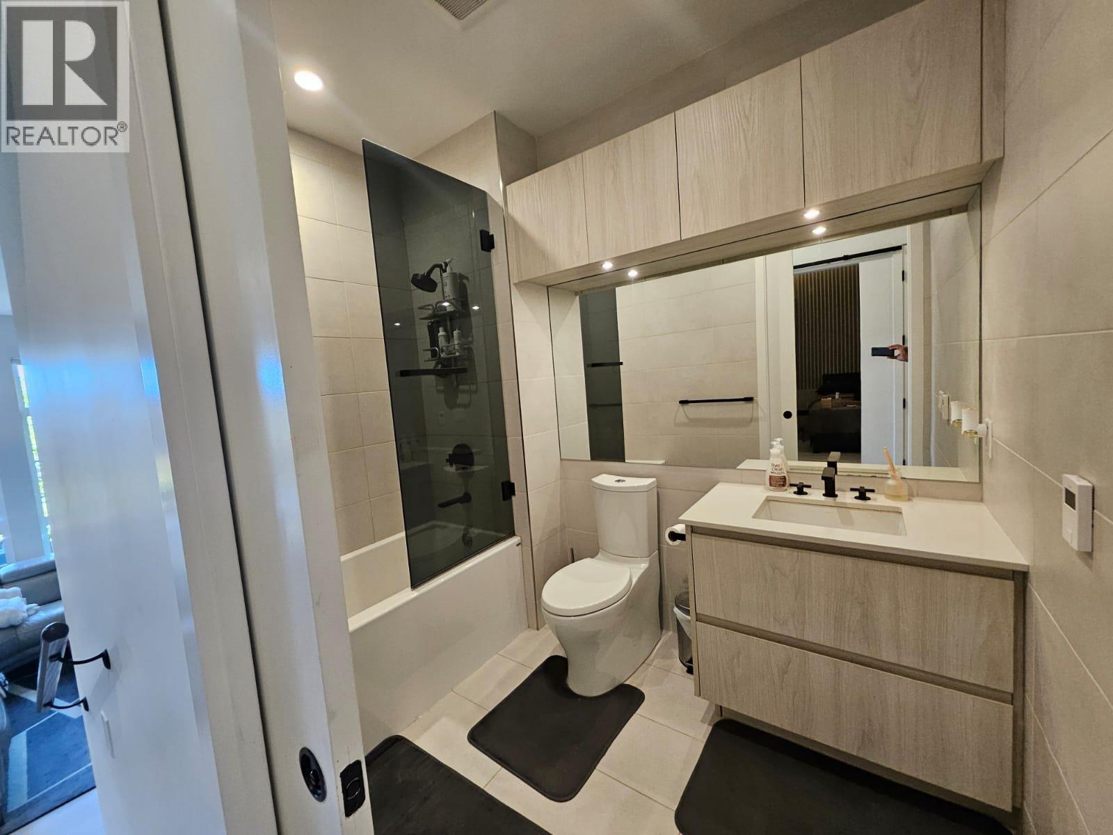 102 300 Salter Street, New Westminster, British Columbia  V3M 0L9 - Photo 17 - R3079743