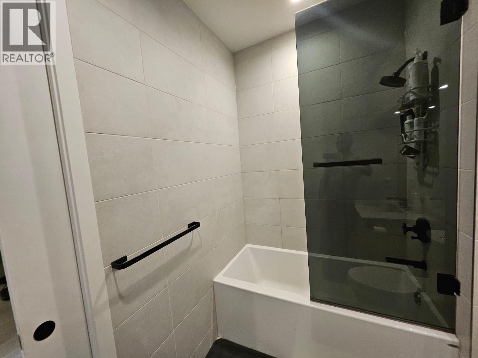 102 300 Salter Street, New Westminster, British Columbia  V3M 0L9 - Photo 18 - R3079743