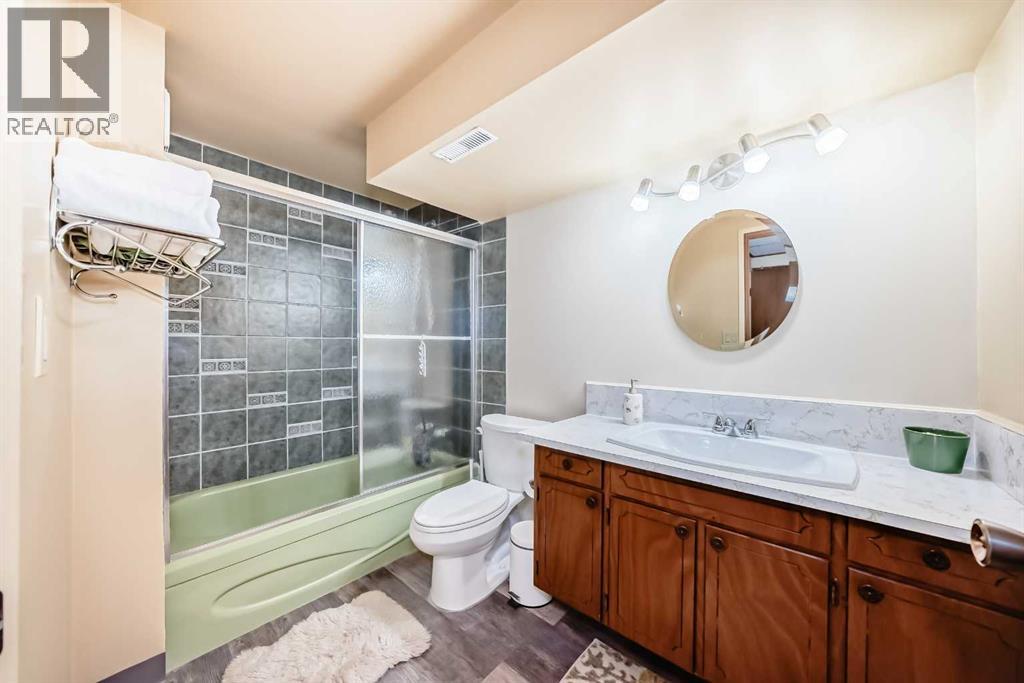 9936 Warren Road Se, Calgary, Alberta  T2J 1G7 - Photo 30 - A2279125