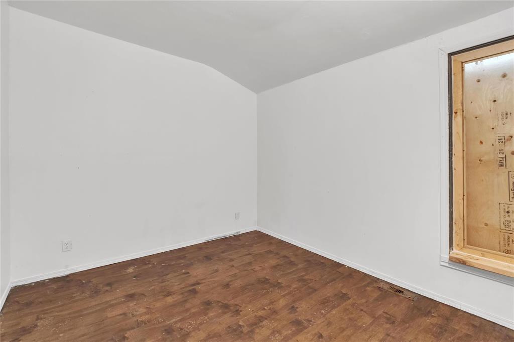 617 Furby Street, Winnipeg, Manitoba  R3B 2W1 - Photo 6 - 202600894