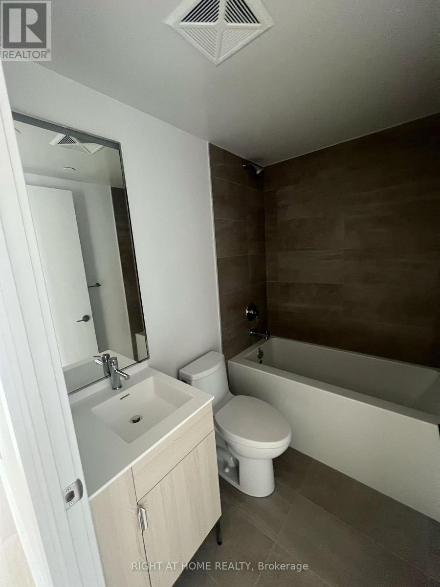 911 - 28 Eastern Avenue, Toronto, Ontario  M5A 1H5 - Photo 17 - C12698052