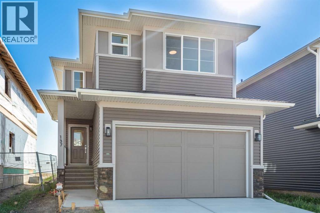 137 Clearwater Terrace, Chestermere, Alberta  T1X 3A7 - Photo 2 - A2271578