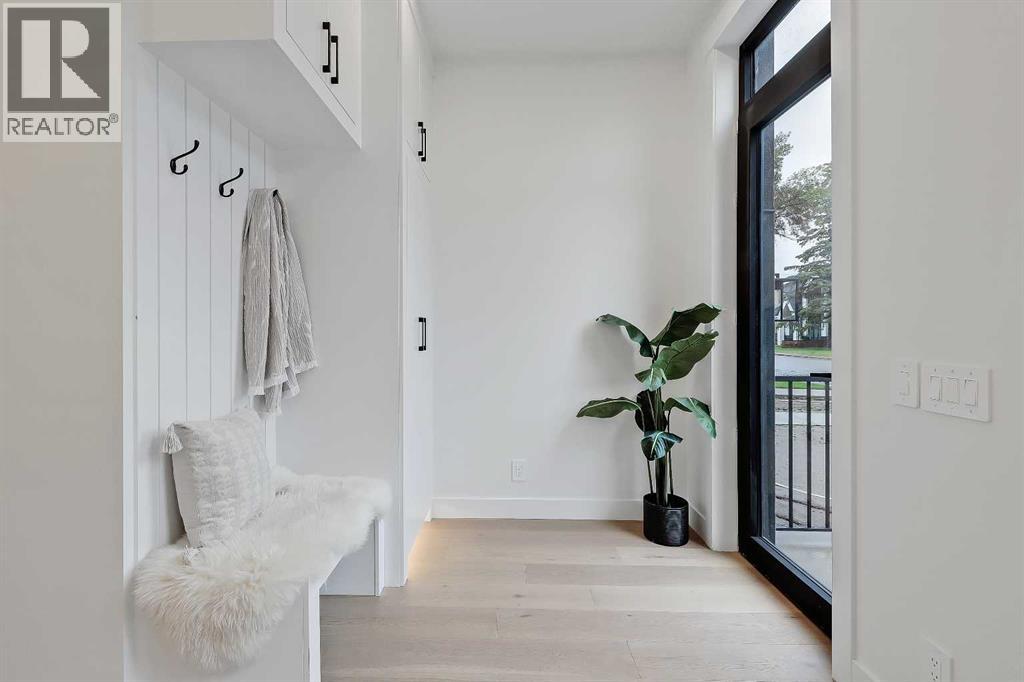 2720 5 Avenue Nw, Calgary, Alberta  T2N 0T8 - Photo 2 - A2278032