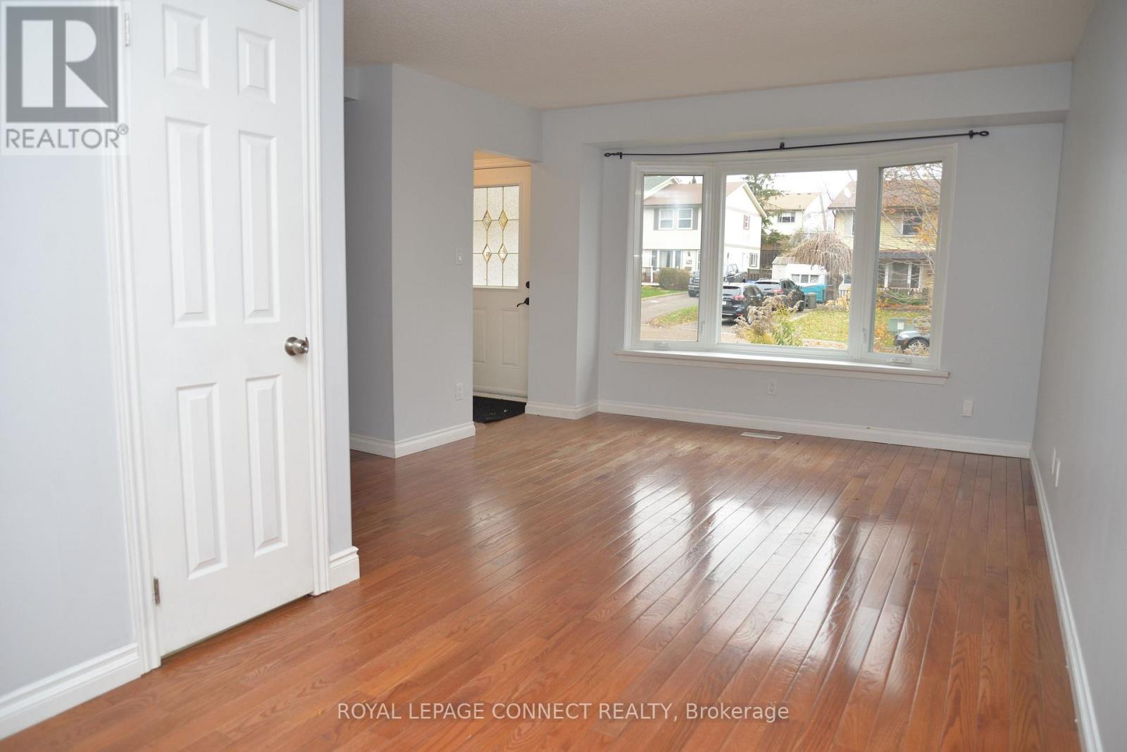 338 Homestead Court, Oshawa, Ontario  L1J 6V3 - Photo 2 - E12698040