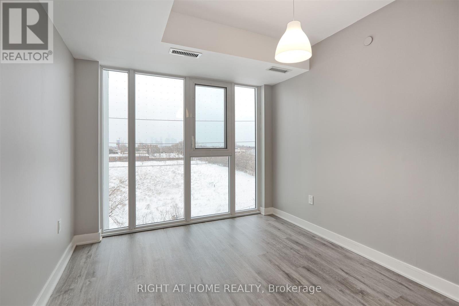 421 - 36 Zorra Street E, Toronto, Ontario  M8Z 0G5 - Photo 18 - W12698044