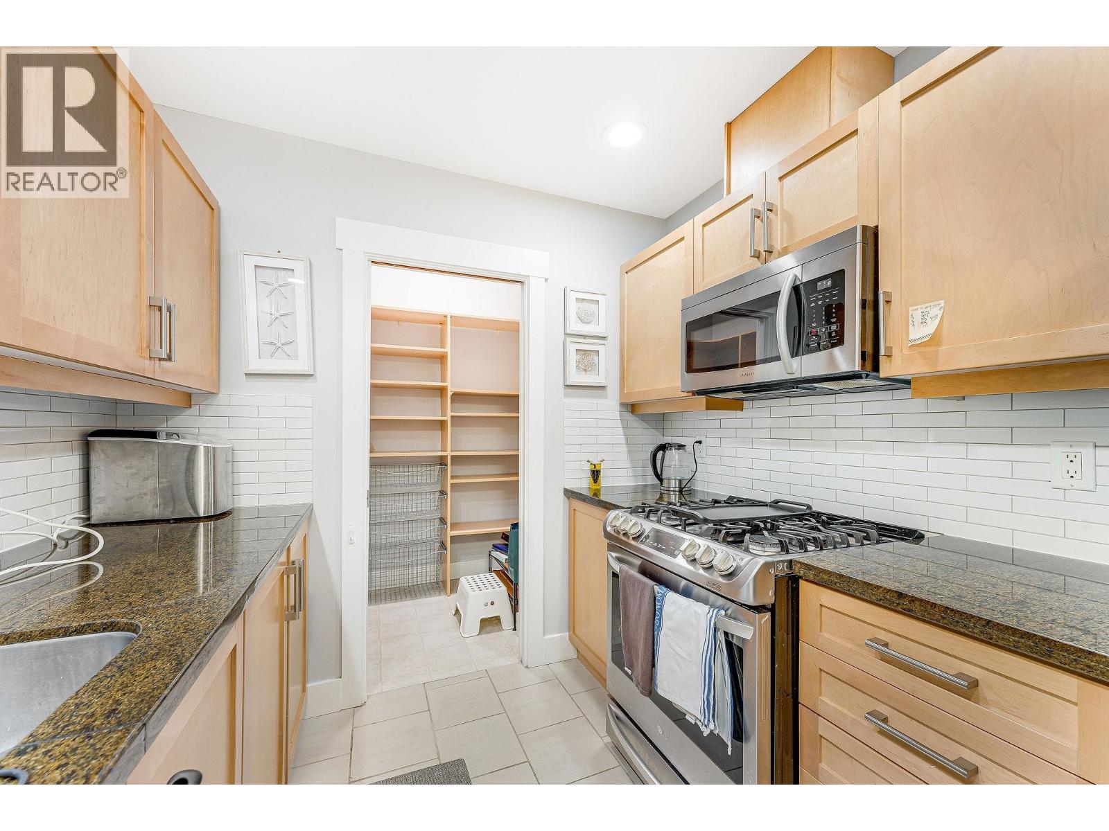 406 6328 Larkin Drive, Vancouver, British Columbia  V6T 2K2 - Photo 13 - R3079750