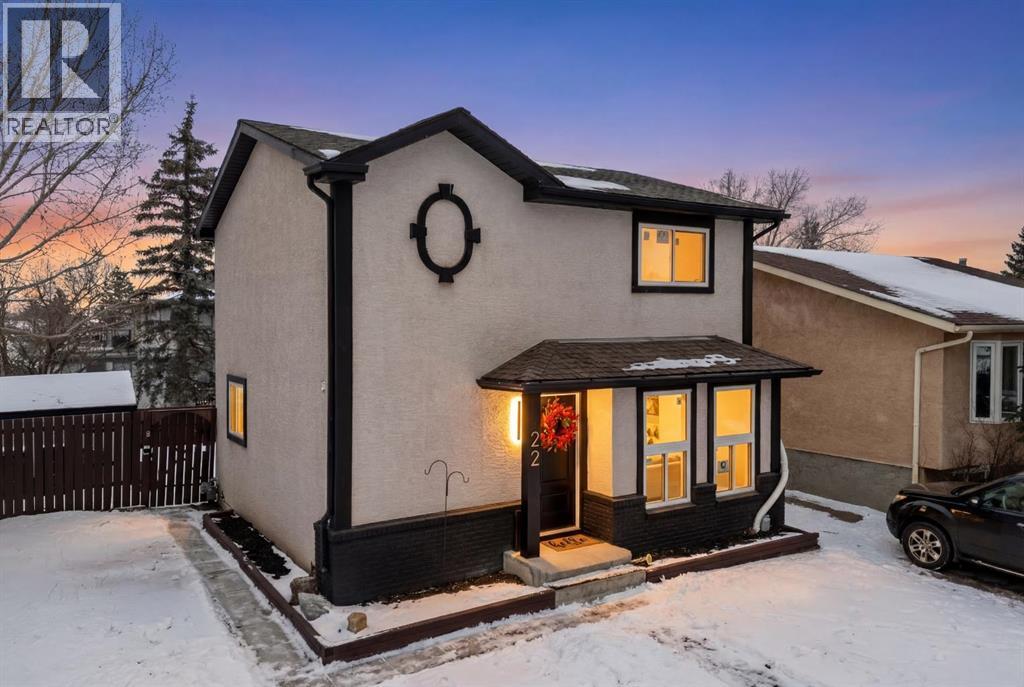 22 Hunters Gate, Okotoks, Alberta