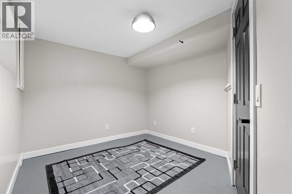 22 Hunters Gate, Okotoks, Alberta  T1S 1K9 - Photo 39 - A2268453